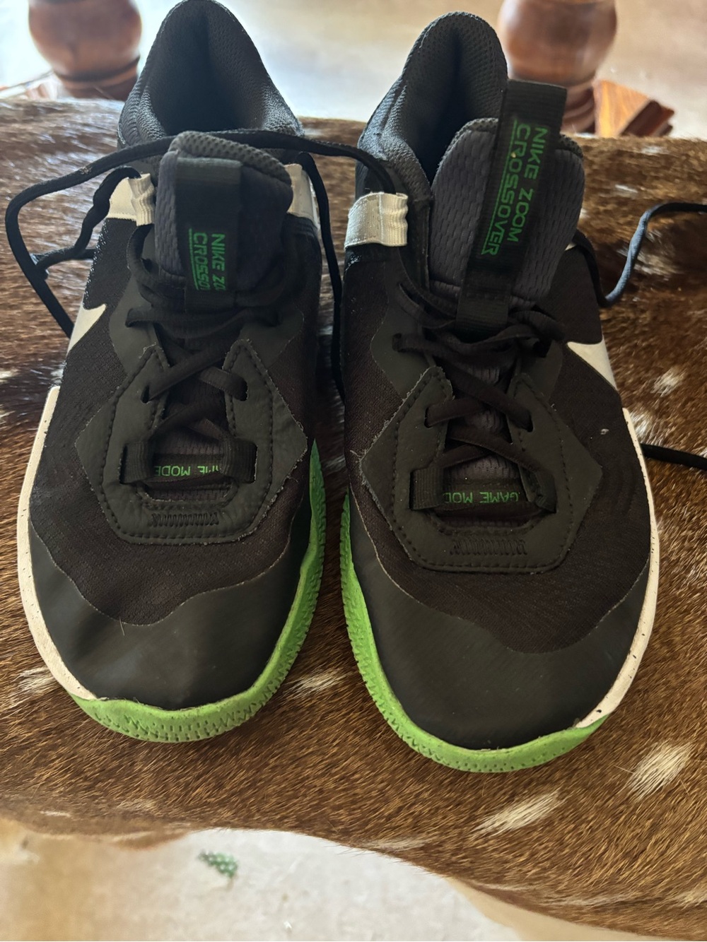 Nike Kids Black and Green Trainer Sneakers